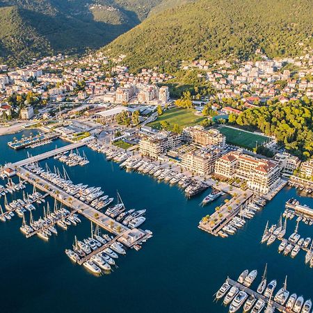 Porto Montenegro Residences Tivat Bagian luar foto